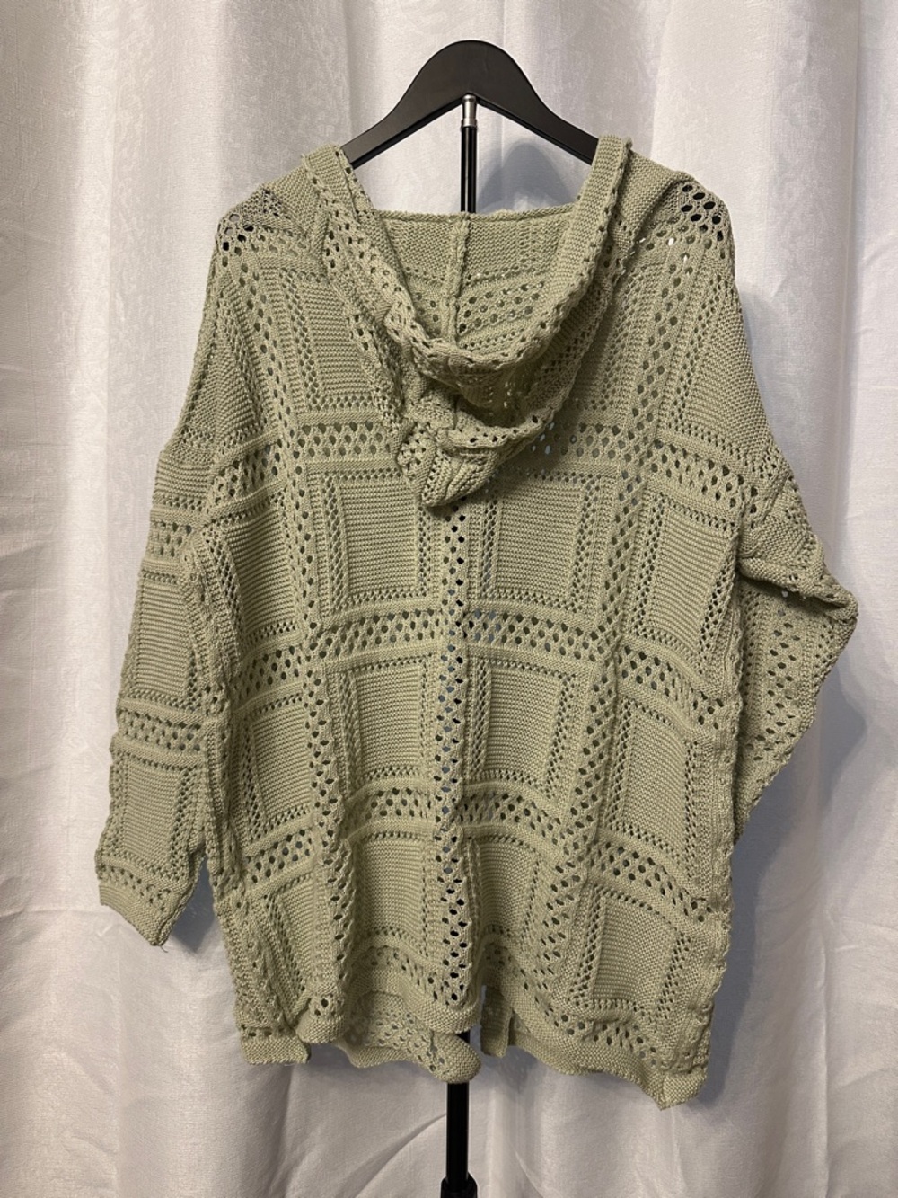 Willow & Root Crochet Hooded Cardigan in Seafoam, Large - Picture 3 of 6